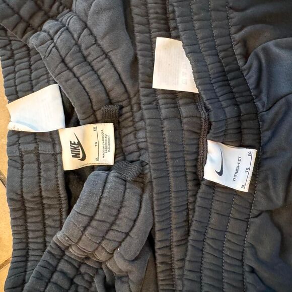 Nike Black and Navy Joggers-tracksuits - Picture 5 of 7